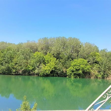 Gite Face A La Riviere -Proche Du Pont Du Gard- Montfrin Екстер'єр фото